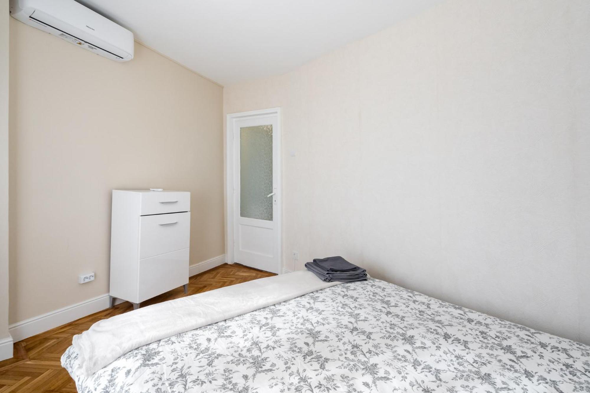 City View Apartment With Private Balcony ブカレスト エクステリア 写真