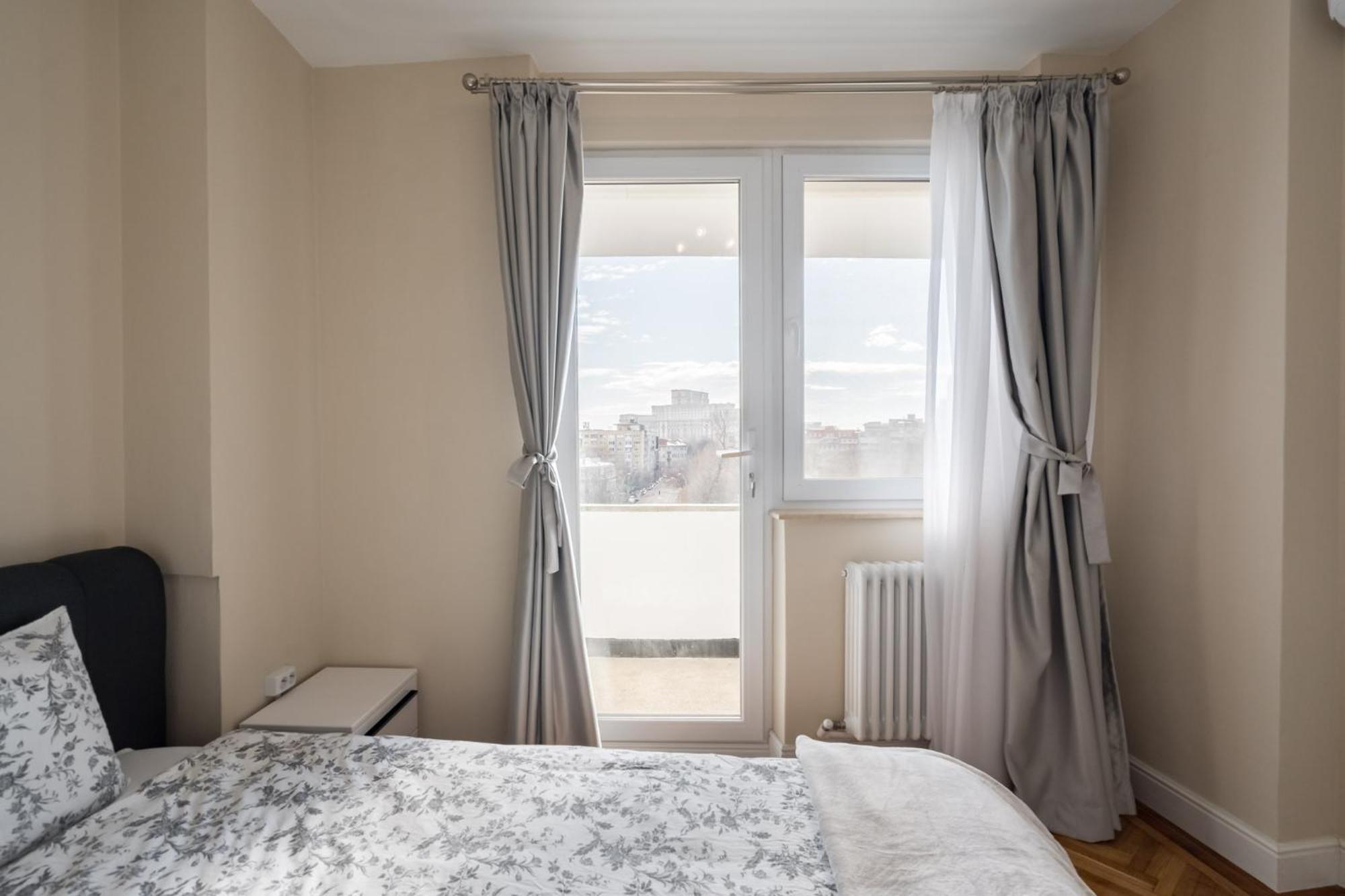 City View Apartment With Private Balcony ブカレスト エクステリア 写真