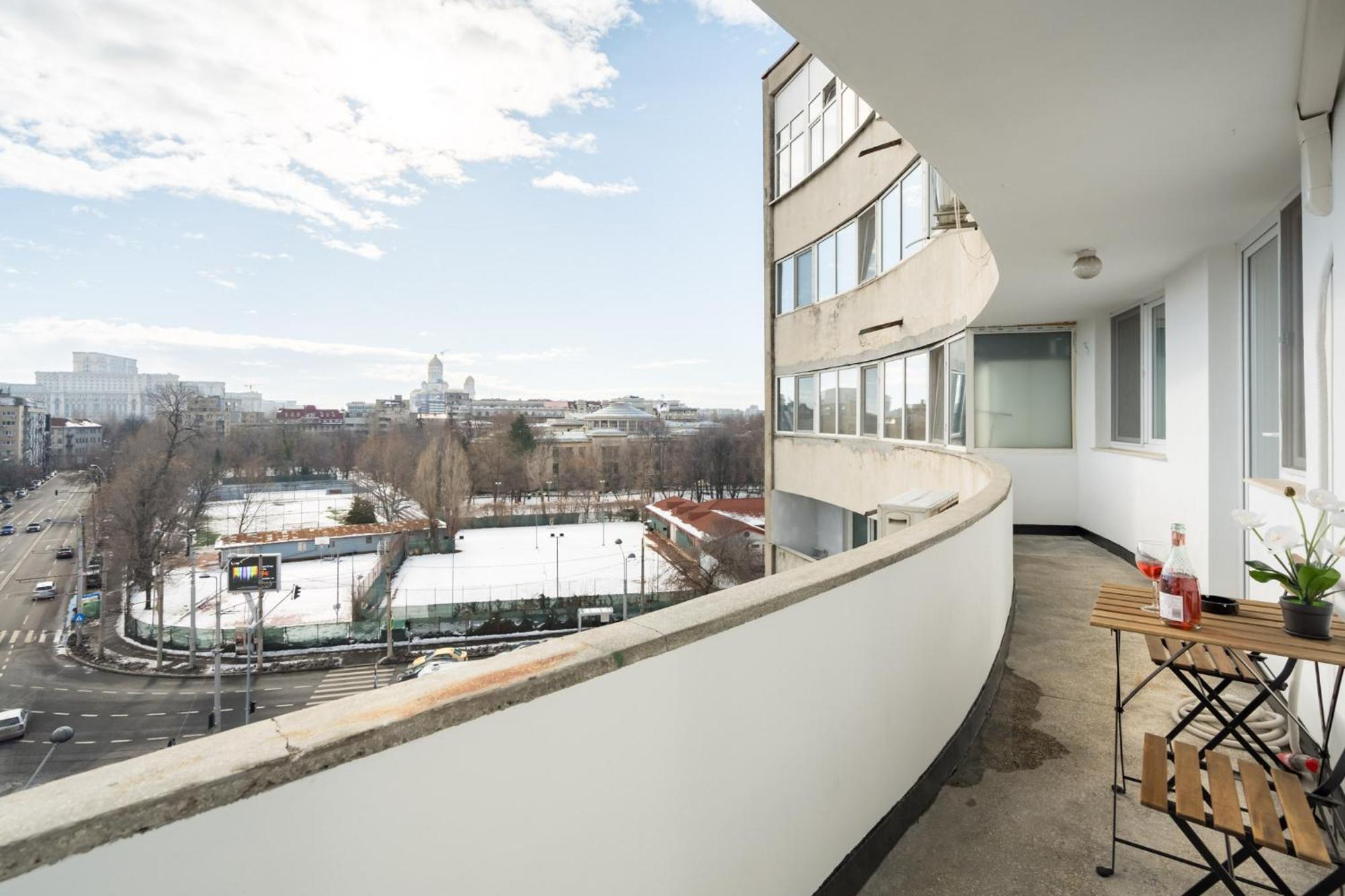 City View Apartment With Private Balcony ブカレスト エクステリア 写真